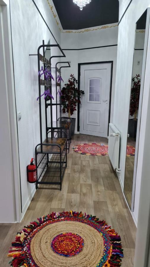 Best-Preis -Gold Suite- Mit Netflix, Self-Check-In, Ebike Ladestation, Fahrradraum, Wlan, Netflix Und Massagesessel - Direkt Am Elberadweg Im Herzen Von Віттенберґе Екстер'єр фото