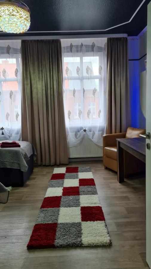 Best-Preis -Gold Suite- Mit Netflix, Self-Check-In, Ebike Ladestation, Fahrradraum, Wlan, Netflix Und Massagesessel - Direkt Am Elberadweg Im Herzen Von Віттенберґе Екстер'єр фото